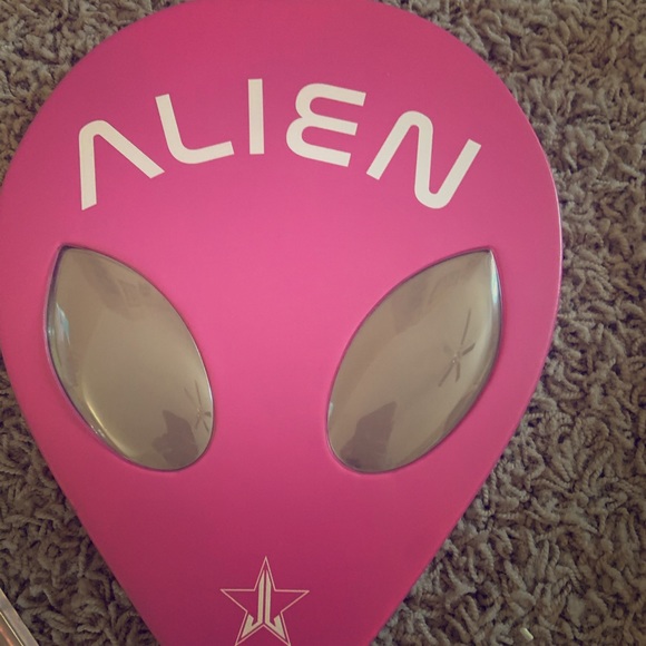Jeffree star alien palette